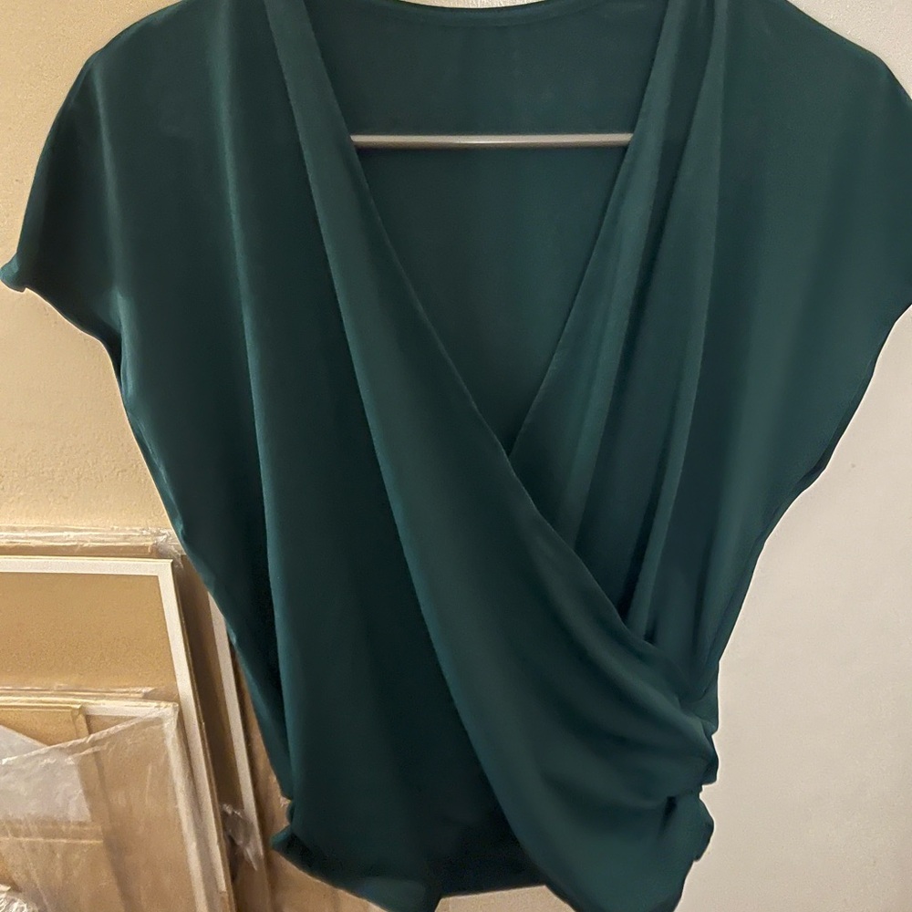 Elegant Teal halara NWT Top